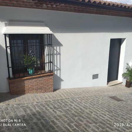 Apartamentos Cantareria, Rosa Mosqueta Setenil De Las Bodegas Bagian luar foto